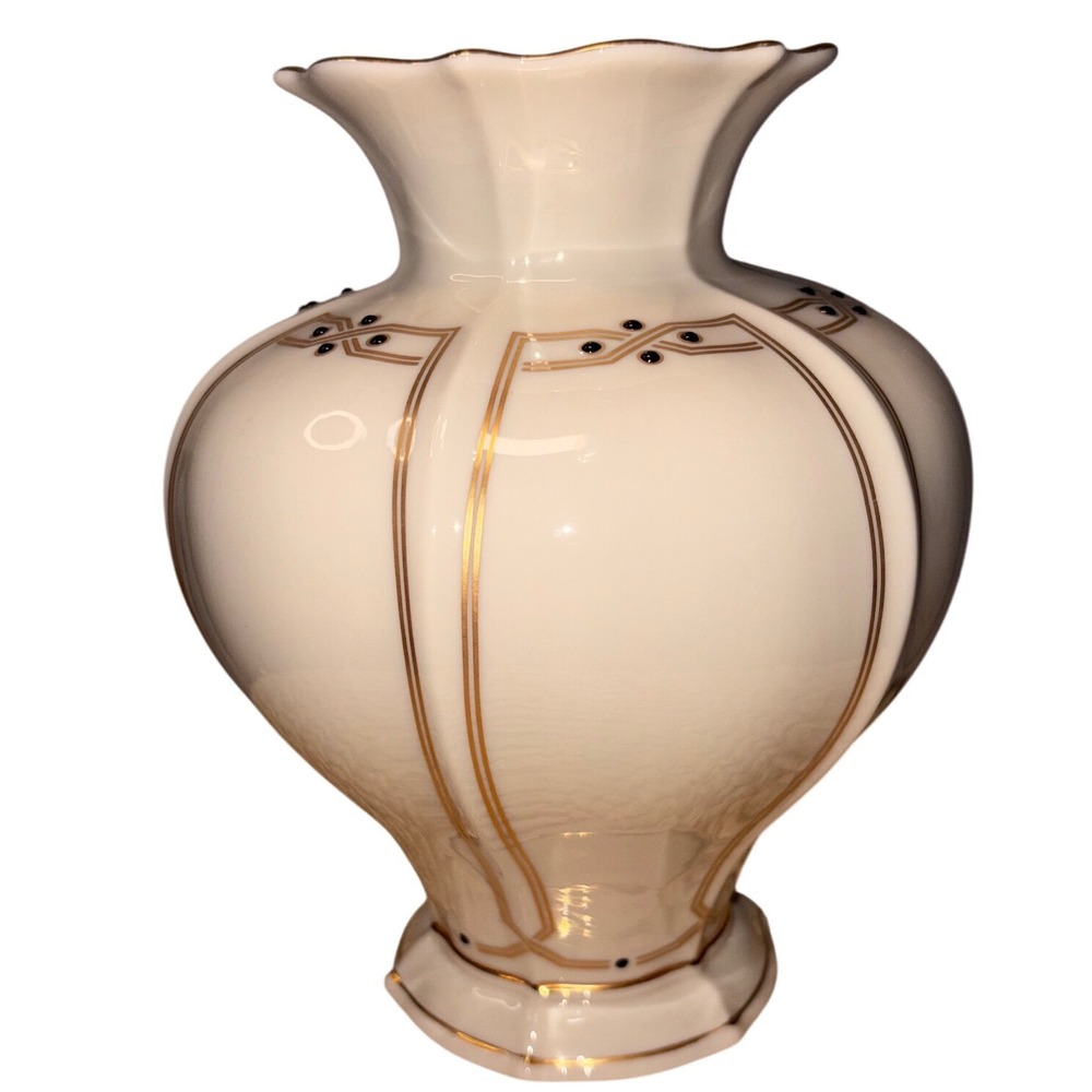 Lenox Ivory Porcelain Bud Vase Gold Trim Made in USA Small Decorative Vase